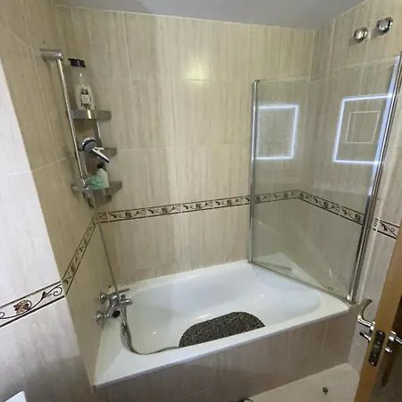 Apartment Acogedor En De Zonas Mas Tranquilas De